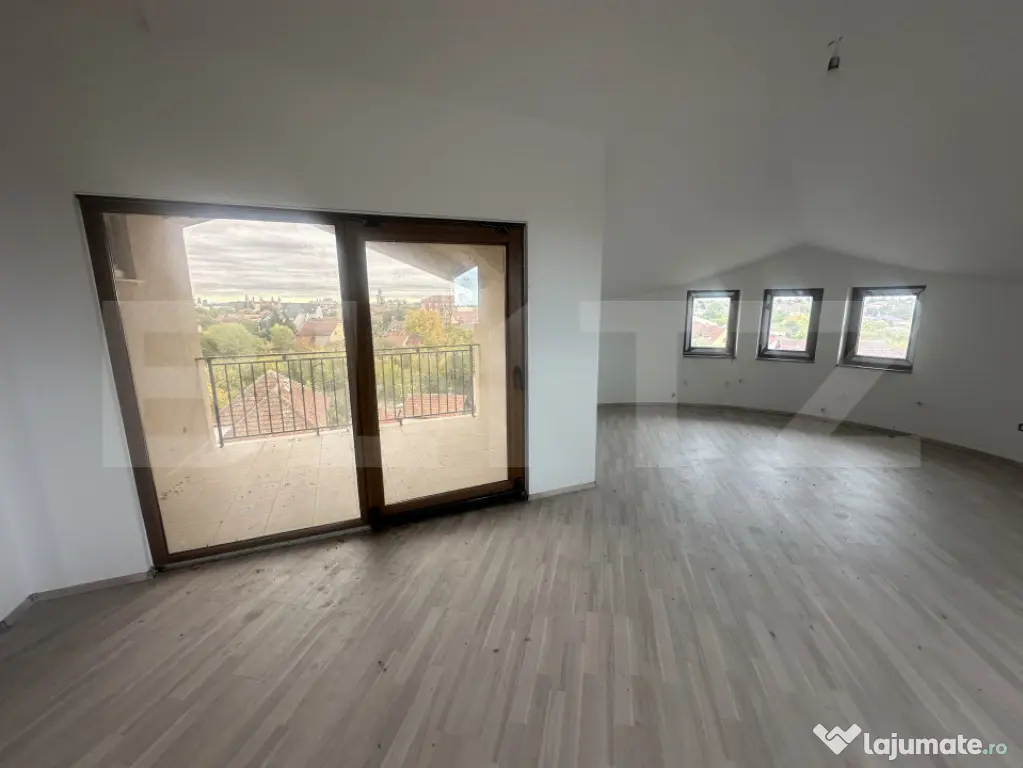 Apartament cu 3 camere, 100 mp, zona Aurel Vlaicu - Satu Mare (Satu-Mare)