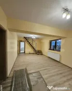 Casa/Vila de inchiriat, 90 mp, zona Granit
