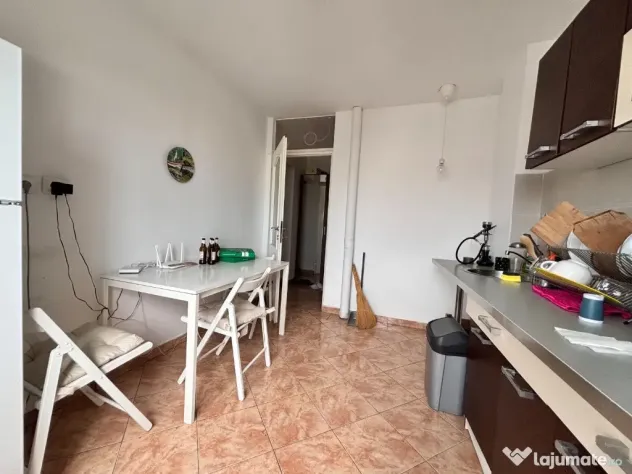 Apartament 3 camere de vanzare str. Mohorului - Bucuresti (Bucuresti-Ilfov)