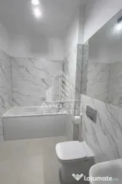 Apartament 3 camere de vanzare, 63 mp utili, Ared Afi
