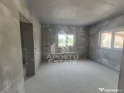 Casă de vânzare în Iecea Mică, de finalizat după propriul gust 