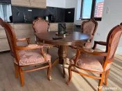 Apartament cu 3 camere de închiriat pe termen lung în zona 