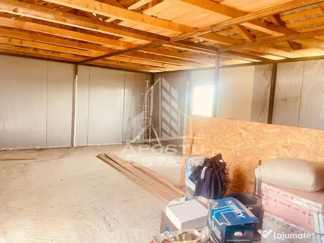 Teren Intravilan cu Constructie Zimandu Nou - Zimandu Nou (Arad)