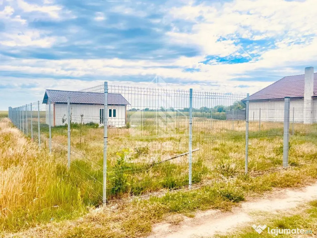 Teren Intravilan cu Constructie Zimandu Nou - Zimandu Nou (Arad)