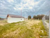 Teren Intravilan cu Constructie Zimandu Nou