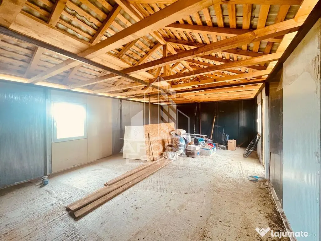 Teren Intravilan cu Constructie Zimandu Nou - Zimandu Nou (Arad)