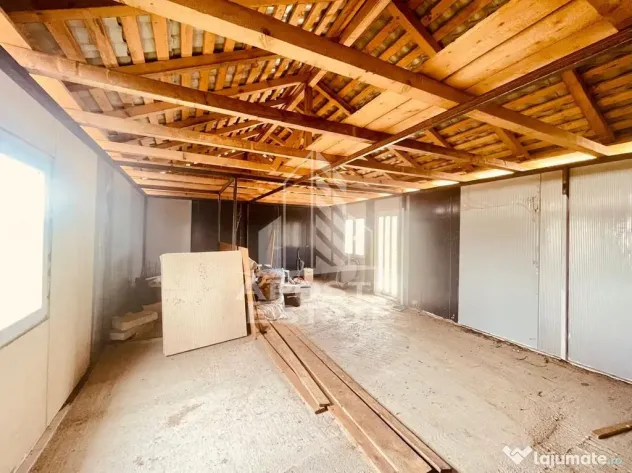 Teren Intravilan cu Constructie Zimandu Nou - Zimandu Nou (Arad)