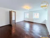 2 case pe aceeasi proprietate, renovate 2026, facilitati: pl 