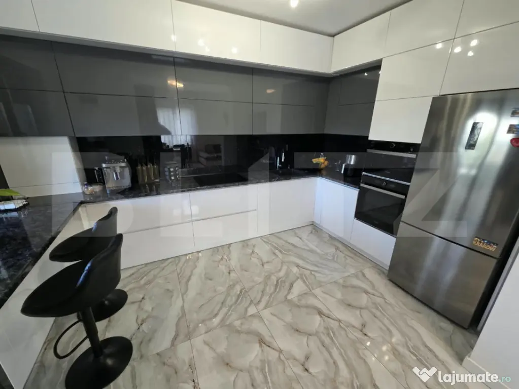 Duplex de vânzare, P+E & Foișor - Semicentral, Zalău - Zalau (Salaj)
