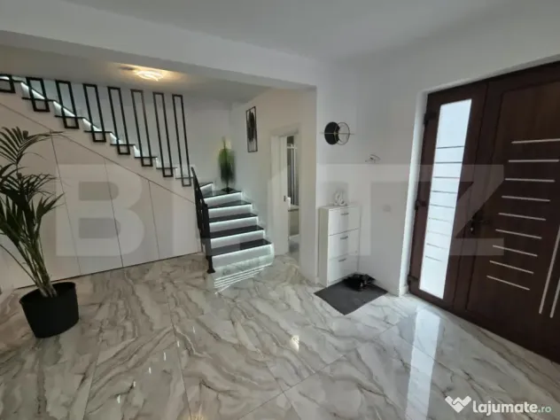 Duplex de vânzare, P+E & Foișor - Semicentral, Zalău - Zalau (Salaj)