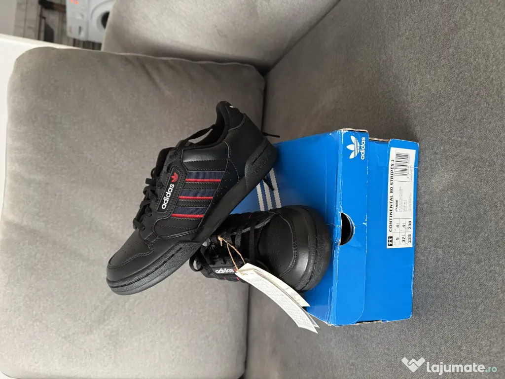 Adidas continental 80