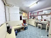 Apartament central, 2 camere, 56 mp utili, demisol - Zona Pr 