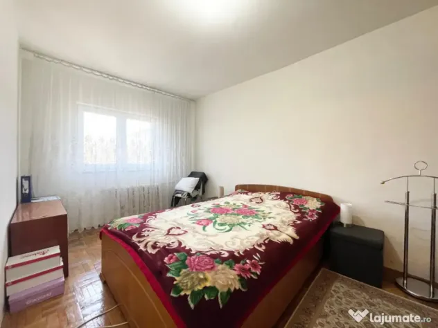 Apartament 3 camere, 2 bai, etaj 2 - Girocului - Timisoara (Timis)