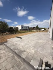 Casa individuala moderna pe parter - Dumbravita - Comision 0 