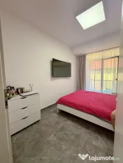 Apartament cu 3 camere si loc de parcare in CF - Dumbravita 