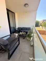 Apartament cu 3 camere si loc de parcare in CF - Dumbravita 