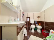 Casa individuala cu 5 camere, 836 mp teren - Sanandrei 