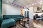 La câtiva pași de mal | 2 camere, 52 mp utili, bloc nou cu lift 