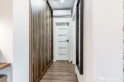 La câtiva pași de mal | 2 camere, 52 mp utili, bloc nou cu lift 