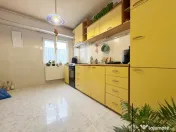 Apartament 3 camere decomandat 110mp utili, vedere pe 2 part