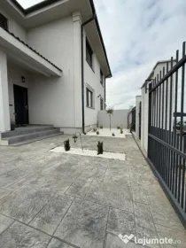 Duplex 4 camere, 101 mp utili, 250 mp teren - Giroc