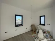 Duplex 3 camere separat prin baie Mosnita Noua 