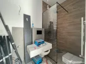 Duplex 3 camere separat prin baie Mosnita Noua 
