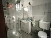 Apartament 2 camere 60 mpu, semi-decomandat, spatios, Brazda 