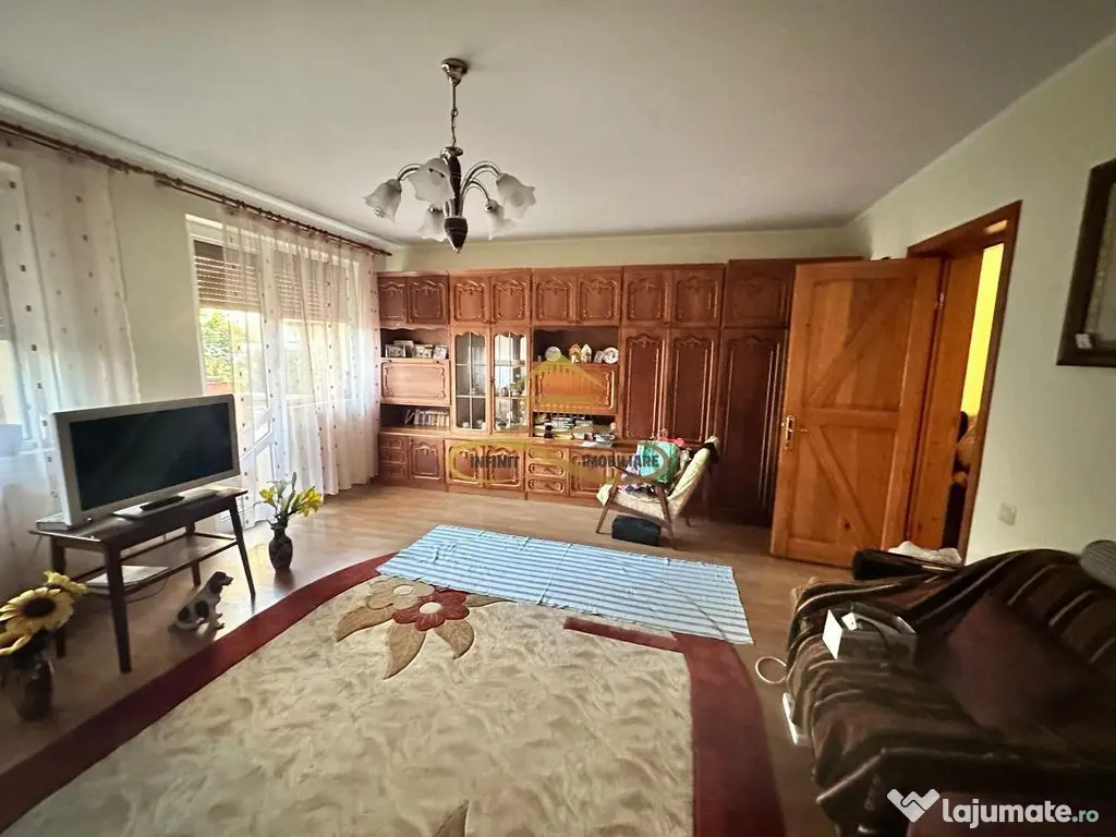 De vanzare casa ultracentrala de vanzare Bacau - Bacau (Bacau)