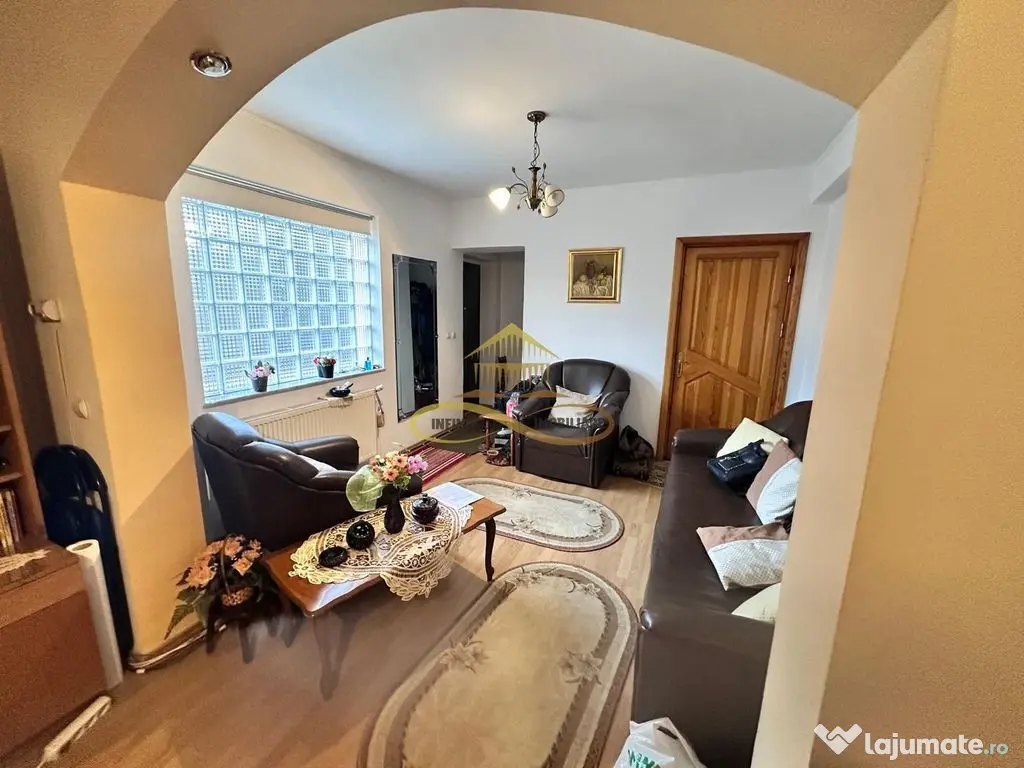 De vanzare casa ultracentrala de vanzare Bacau - Bacau (Bacau)