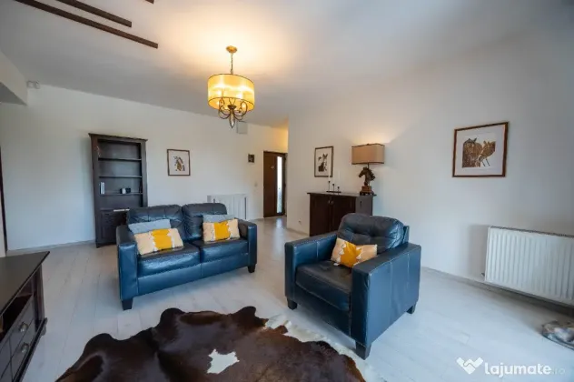 Casă tip Farmhouse la marginea pădurii, cu vedere spre Bucegi - Dumbraveni (Bucuresti-Ilfov)