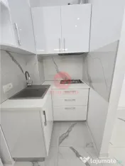 Garsoniera de in zona Abator – proaspat renovata, luminoasa 