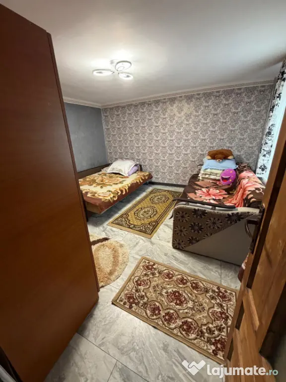 Casa P+1, 6 camere, 200 mp utili, 553 teren, zona Romanesti - Craiova (Dolj)