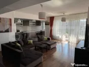 Apartament 2 camere, parcare, zona Plopilor 