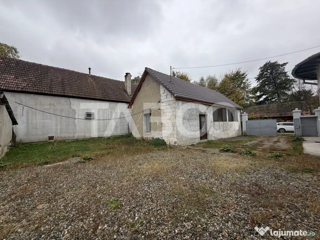 Casa cu potential de investite 8 camere 392 mpu teren 5724 m - Gura Vaii (Brasov)