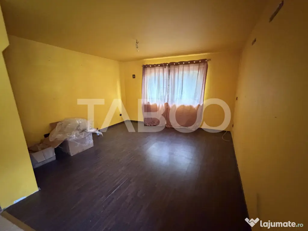 Casa cu potential de investite 8 camere 392 mpu teren 5724 m - Gura Vaii (Brasov)