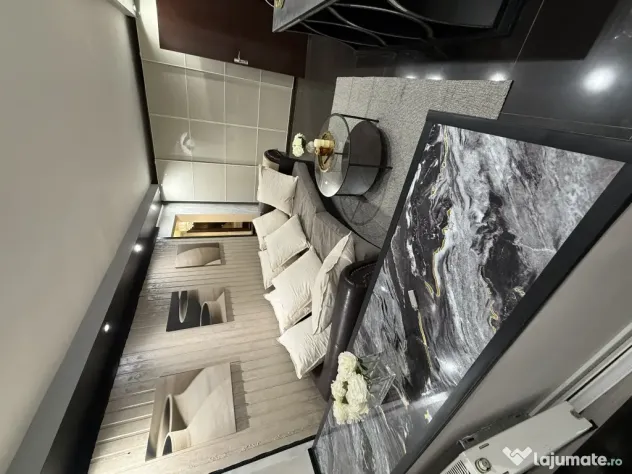 Proprietar închiriez apartament 2 camere renovat utilat complet 65mp