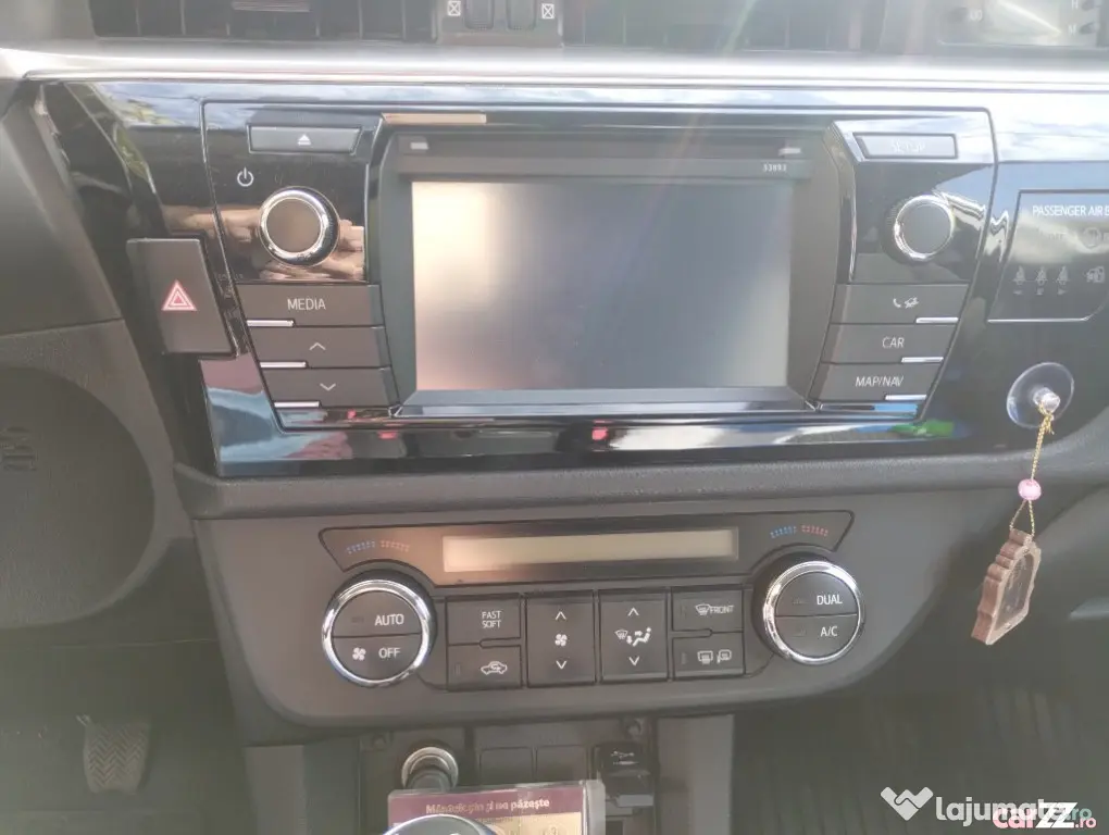 Toyota Corolla 1.6 Benzină Aspirat 132 Cp Euro 5 - Navigație - An 11 2013 - Alexandria (Teleorman)