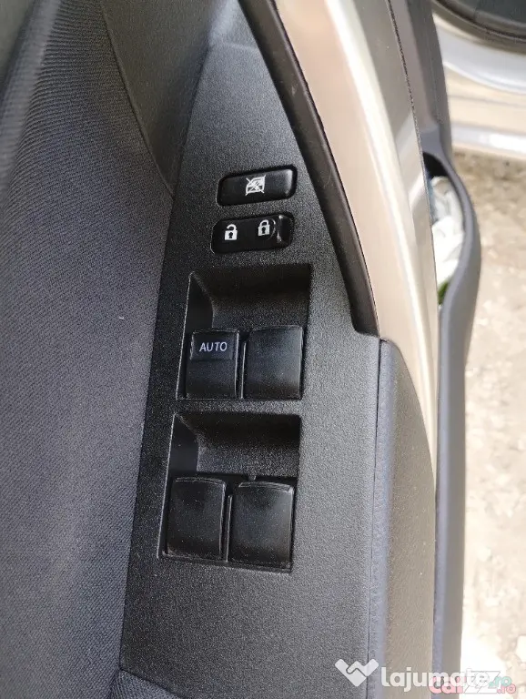Toyota Corolla 1.6 Benzină Aspirat 132 Cp Euro 5 - Navigație - An 11 2013 - Alexandria (Teleorman)