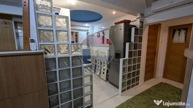 Vanzare Apartament 3 camere în zona P-ta Alba Iulia - Bucuresti (Bucuresti-Ilfov)