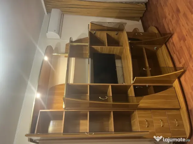 Piesa de mobilier pentru living