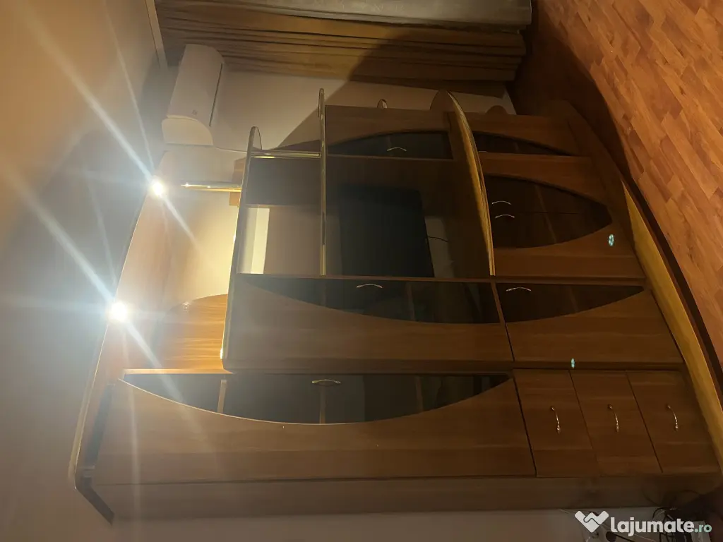 Piesa de mobilier pentru living