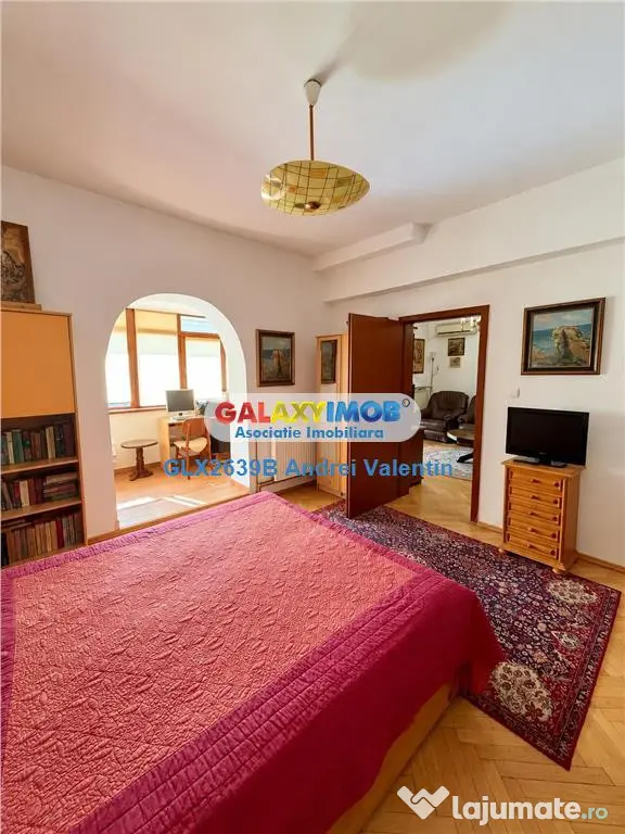 Apartament Piata Sfintii Voievozi - 2 Bai - 2 Balcoane - Vic - Bucuresti (Bucuresti-Ilfov)