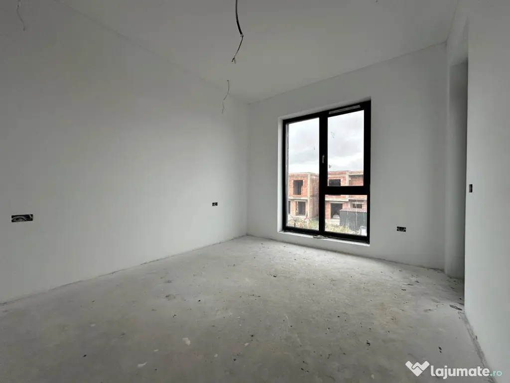 Duplex | Parter + Etaj | Toate utilitatile | Curte generoasa - Sacalaz (Timis)