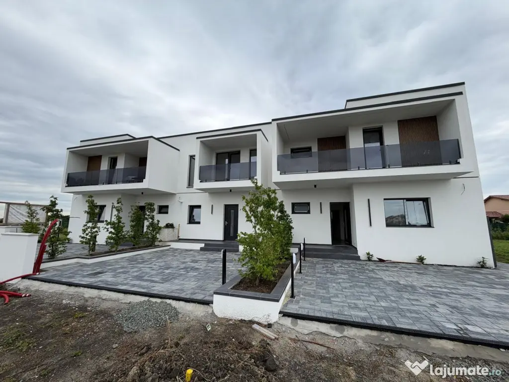 Triplex in Sacalaz | Finisaje premium | 4 camere | Asfalt | - Sacalaz (Timis)