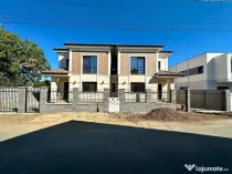 Duplex despartit prin camera tehnica | 4 camere | Toate util