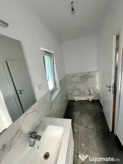 Duplex despartit prin camera tehnica | 4 camere | Toate util 