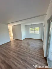 Duplex despartit prin camera tehnica | 4 camere | Toate util 