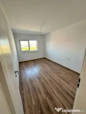 Duplex despartit prin camera tehnica | 4 camere | Toate util 