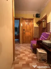 Etaj 2! Apartament 2 camere decomandat, zona Calarasi 4. 